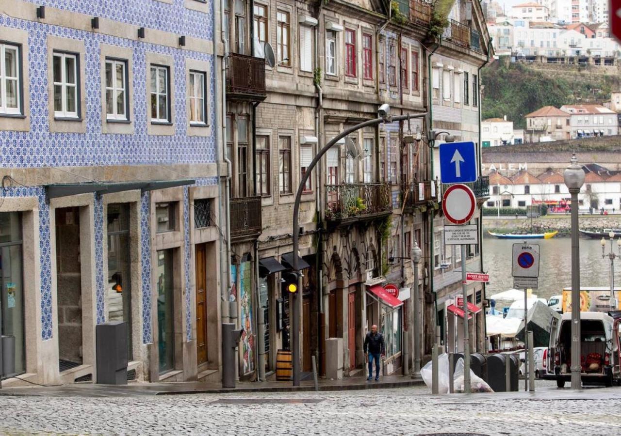 The Central House Porto Ribeira Exteriör bild